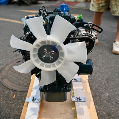 مجموعة محركات Kubota D782 الأصلية D782-ET05_CN4 محرك محركات الديزل 9.8kw 2300 Rpm لأجزاء الحفر