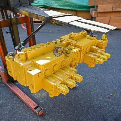 295-7767 295-7747 295-7745 295-7747 مجموعة صمام التحكم الرئيسي للحفرة Caterpillar 365C 374D 385C 390D