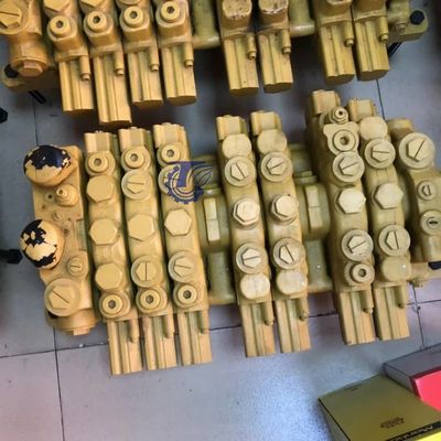456-1837 471-5697 455-7947 CAT305 306 307E2 صمام التحكم الرئيسي مدفوع بمحرك C2.4 أجزاء الحفارة الهيدروليكية الصغيرة