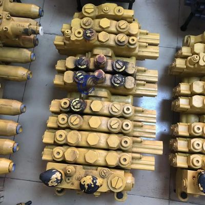 456-1837 471-5697 455-7947 CAT305 306 307E2 صمام التحكم الرئيسي مدفوع بمحرك C2.4 أجزاء الحفارة الهيدروليكية الصغيرة