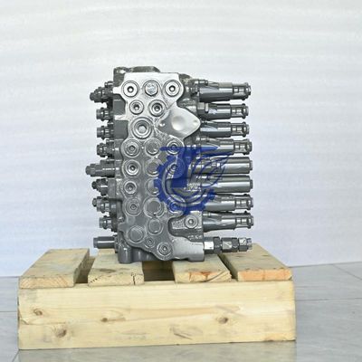 4446245 4469026 لشركة هيتاشي ZX60 ZX65 ZX70 ZX75 قطع غيار الحفارات الصمام التحكم الرئيسي الهيدروليكي KYB C0170-31202 C0170-31044 بعد البيع الأصلي
