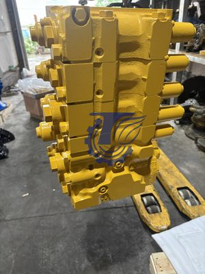 723-64-24100 صمام التحكم الرئيسي الهيدروليكي لـ Komatsu D65EX-15 Parts Pression